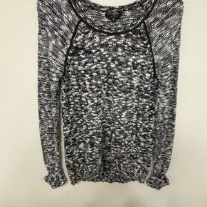 Guess Monochrome Knit Top